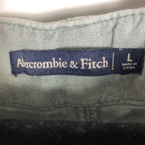 Abercrombie and Fitch linen blend shorts - Picture 2 of 4